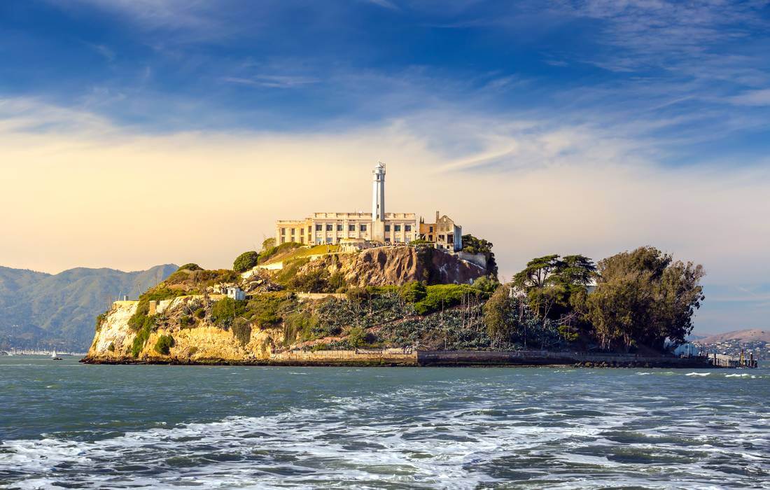 Достопримечательность Alcatraz Island в Сан-Франциско - фото American Butler