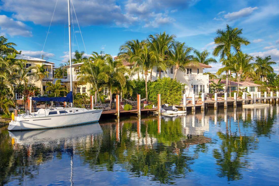 Rent a house in Miami on the canal – photos of villas and mansions in South Florida — American Butler