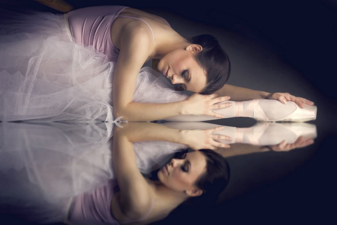 Miami City Ballet — фото балерины на сцене — American Butler