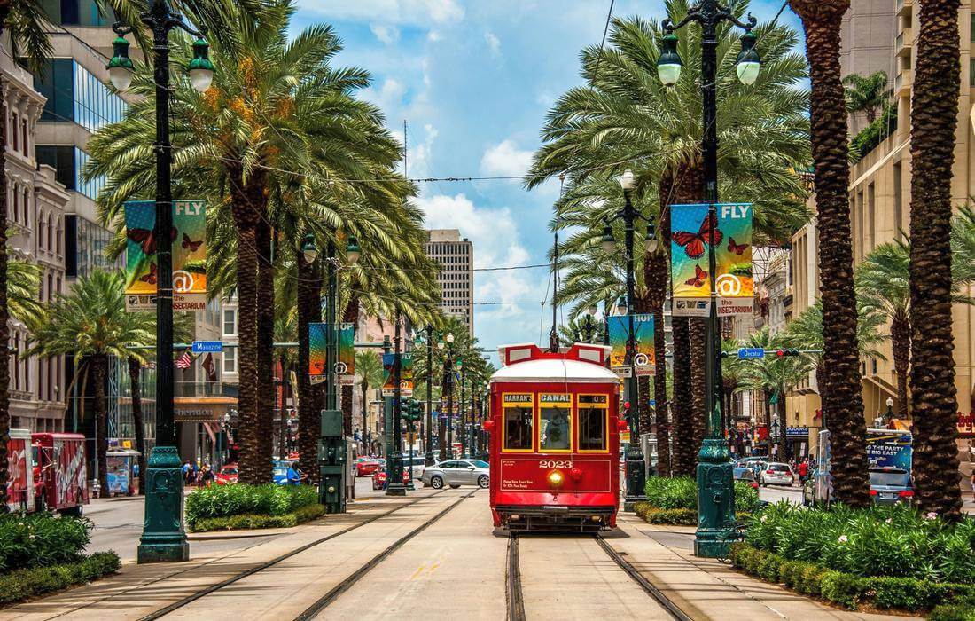 Новый Орлеан - фото трамвая на Канал-стрит - American Butler