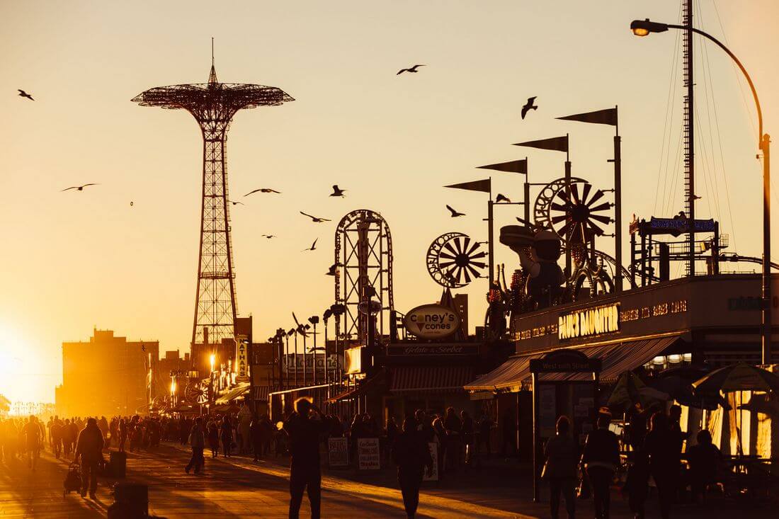 Самые красивые набережные в США — фото променада в Coney Island, Brooklyn — American Butler