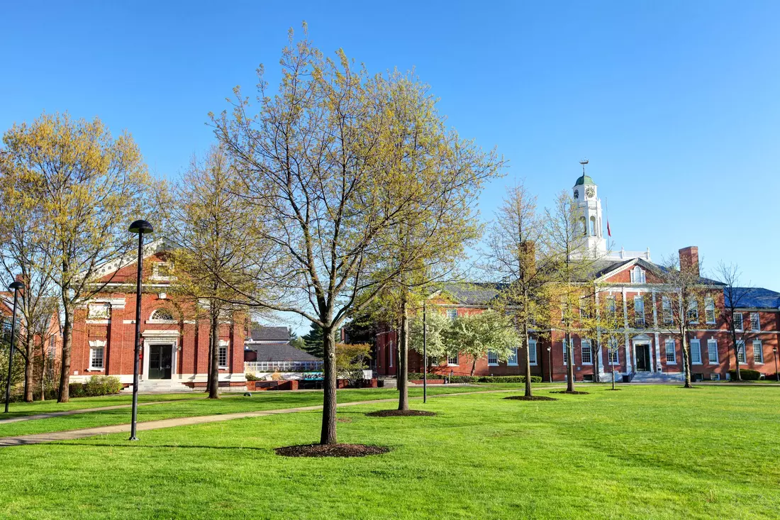 Фото частной образовательной школы Phillips Academy в США — American Butler