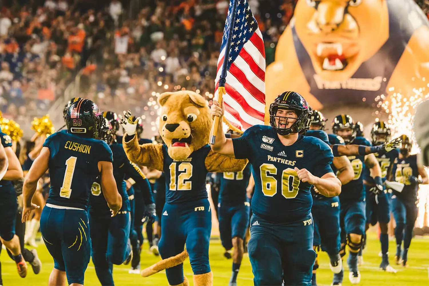 Матч FIU Panthers по американскому футболу Игра в американский футбол с участием команды FIU Panthers на стадионе Riccardo Silva в рамках NCAA Division I