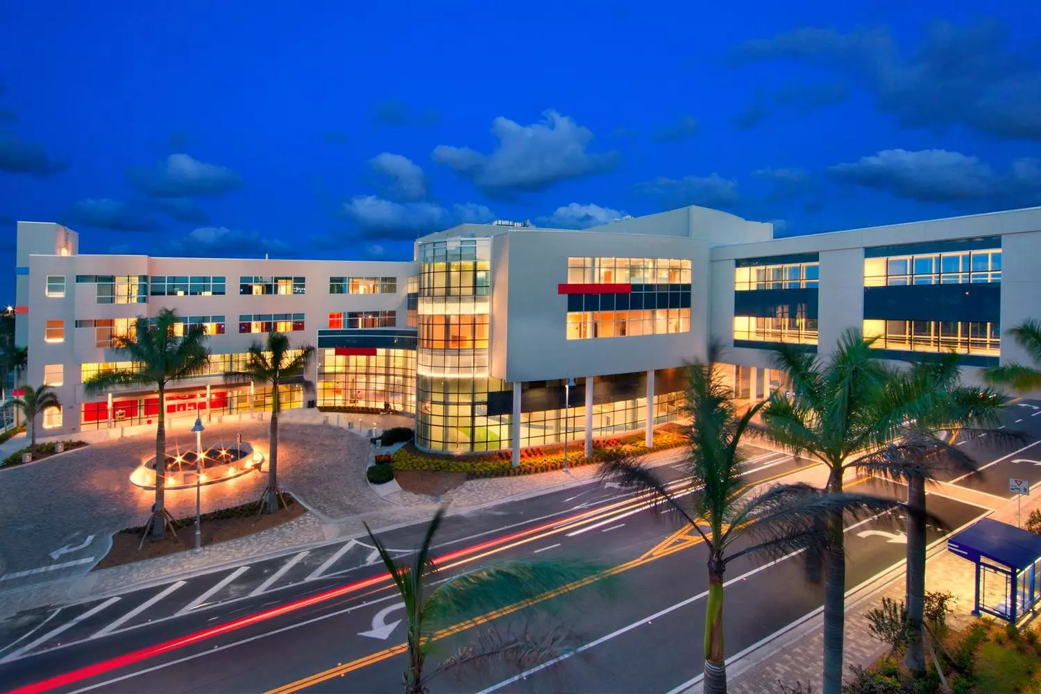 Memorial Regional Hospital Building One of the modern buildings of Memorial Regional Hospital in Hollywood, Florida