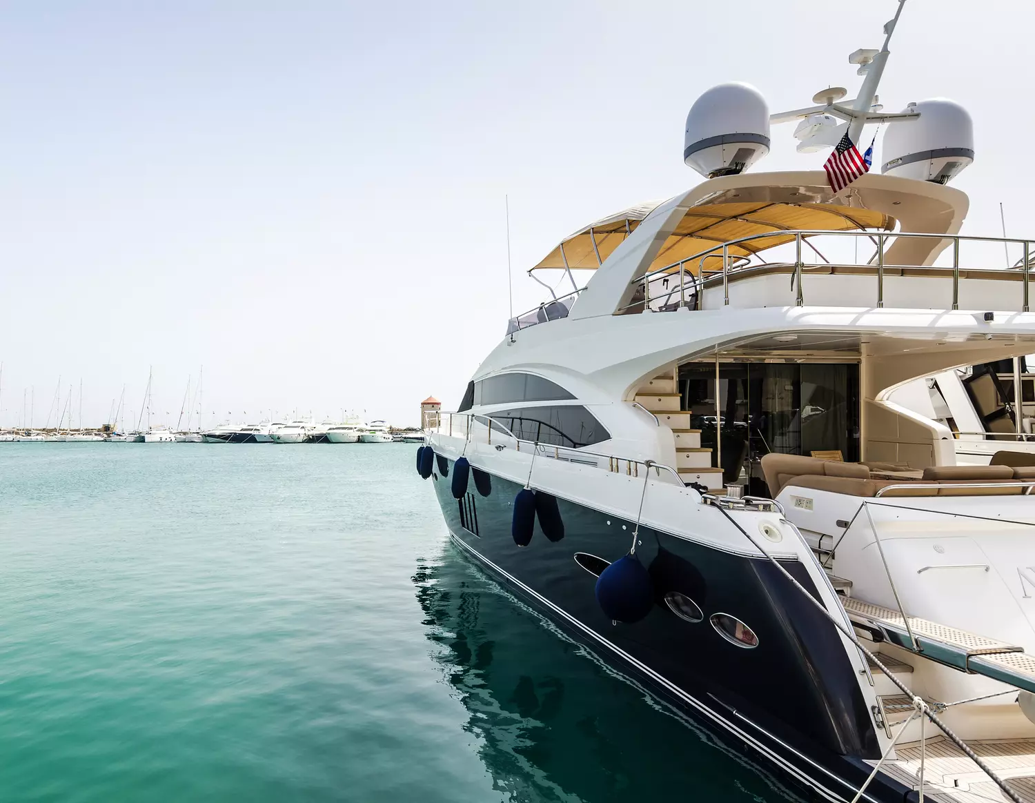 Photo of a charter yacht in the canals of Miami