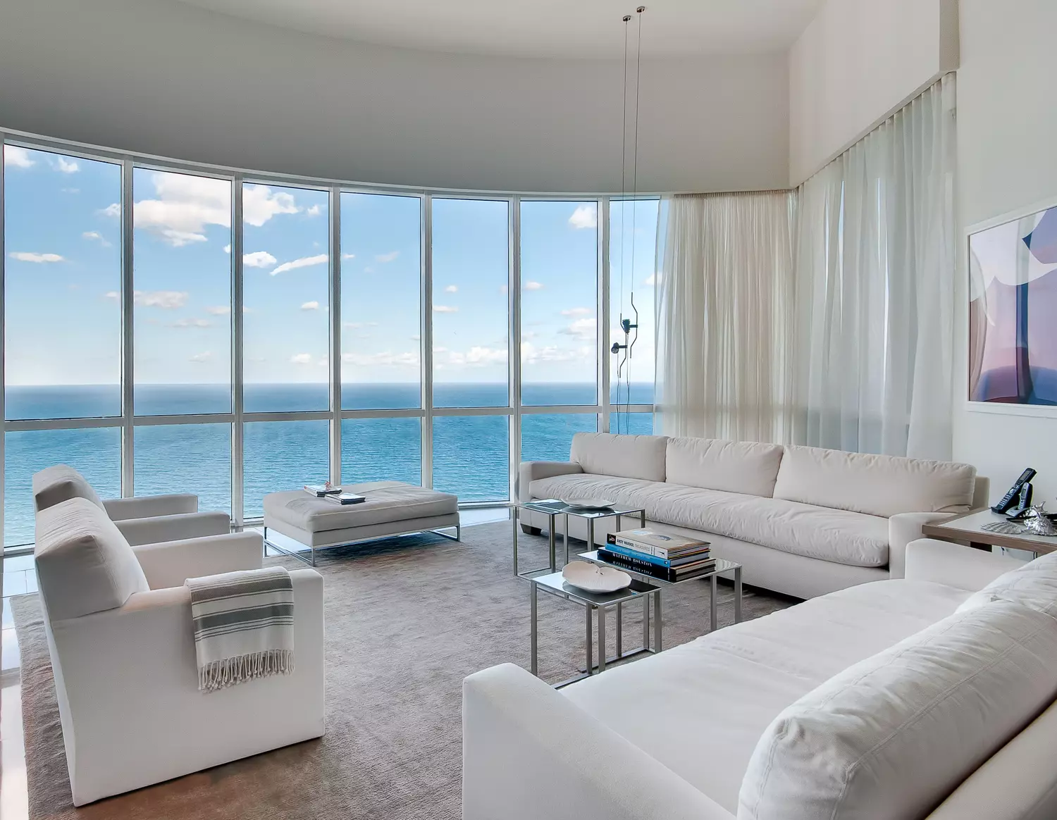 Apartments in Sunny Isles Beach — buy an apartment in Miami