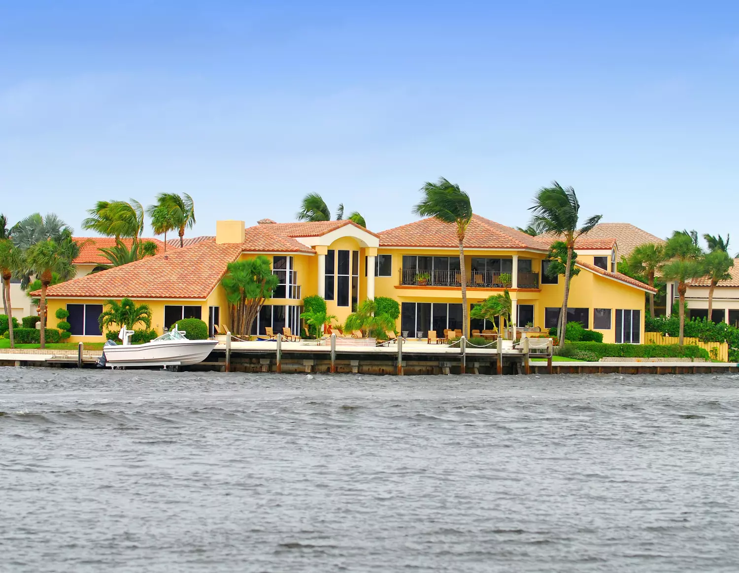 Mansions of South Florida — rental villas and houses in Miami