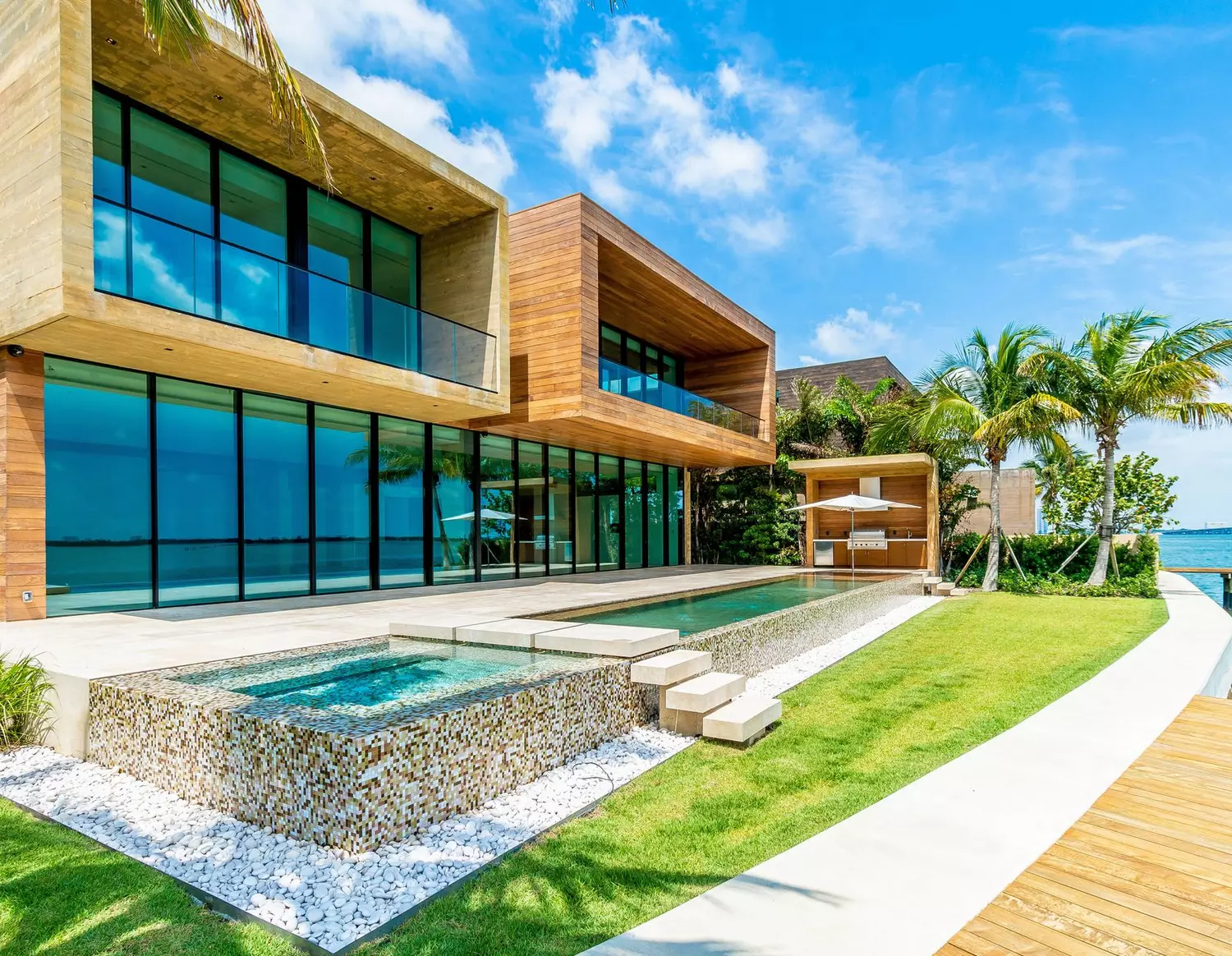 Miami real estate — photo of a house in Miami Beach