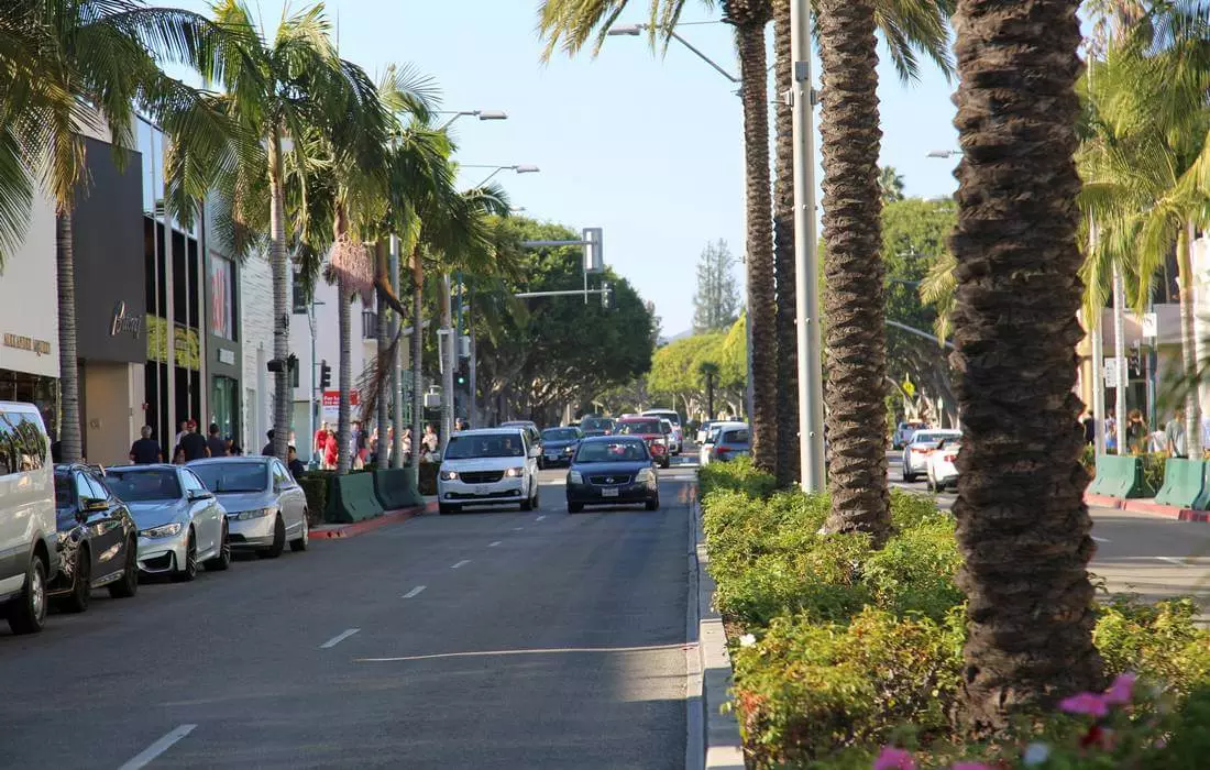 Photo of Rodeo Drive — Los Angeles landmark