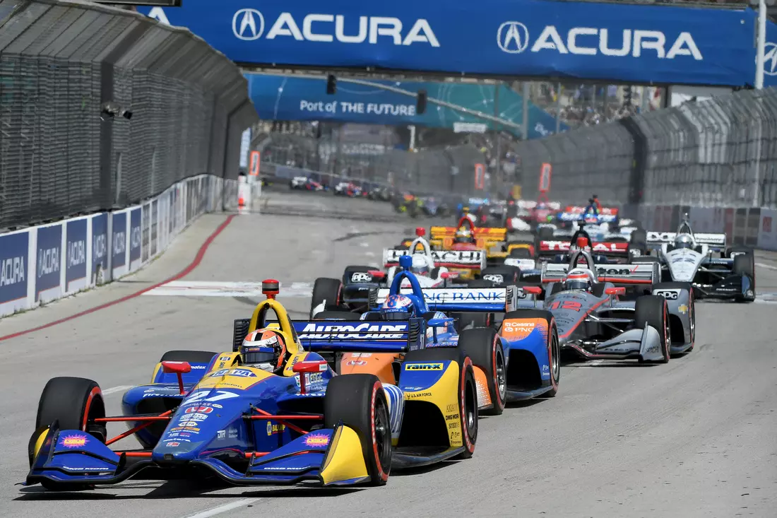 Grand Prix of Long Beach, Los angeles — фото гоночных авто на трассе