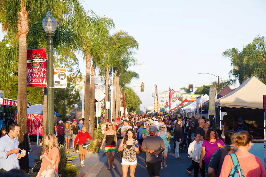 Музыкальные фестивали, концерты и праздники Сан-Диего — фото Adams Avenue Street Fair — American Butler