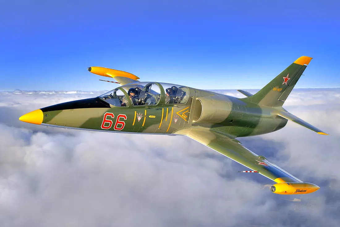 Jet Fighter Flight in the USA: An Exclusive Tour by American Butler Jet Fighter Flight in the USA: An Exclusive Tour by American Butler