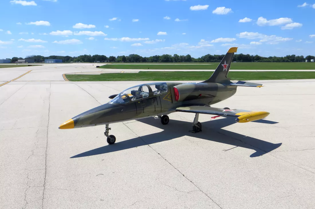 How to Fly a Fighter Jet in Florida — Photo of the Albatros Fighter Jet on the Runway How to Fly a Fighter Jet in Florida — Photo of the Albatros Fighter Jet on the Runway