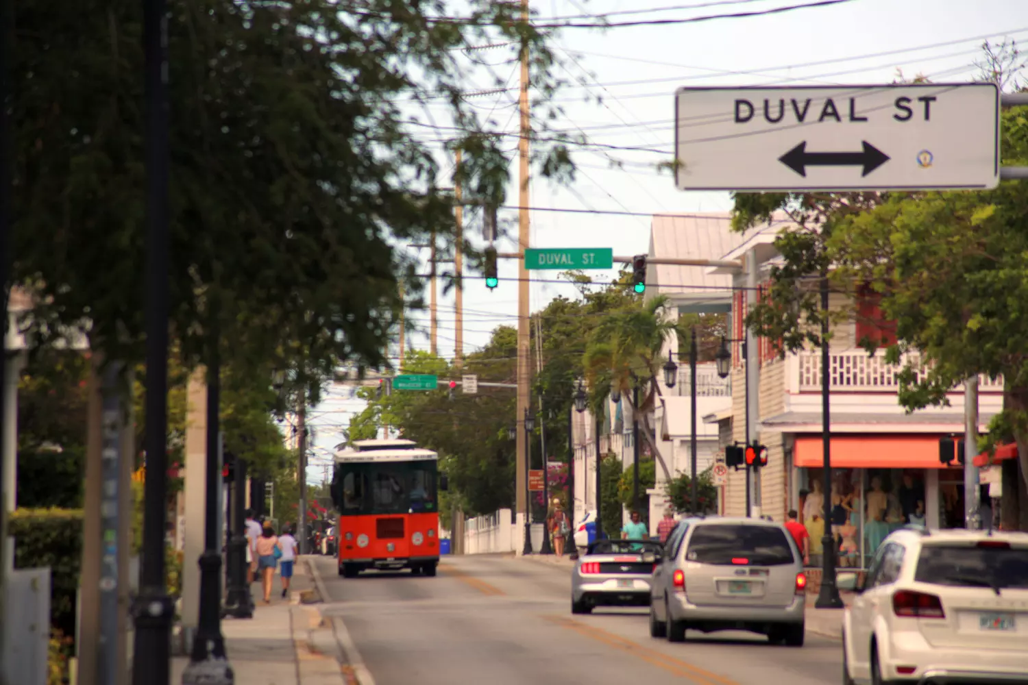 Фото перекрестка в Ки-Уэсте — US-1 и Duval street