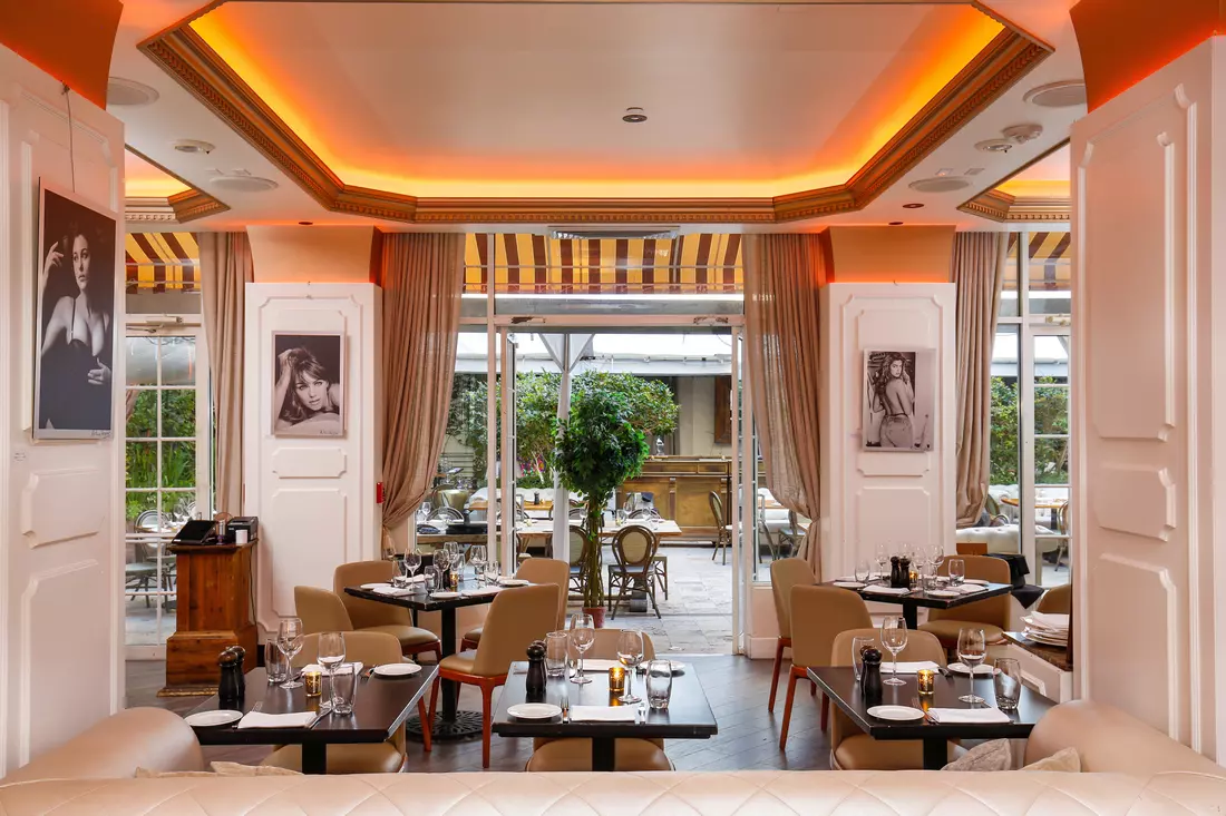 French Restaurant Villa Azur in Miami Beach — American Butler