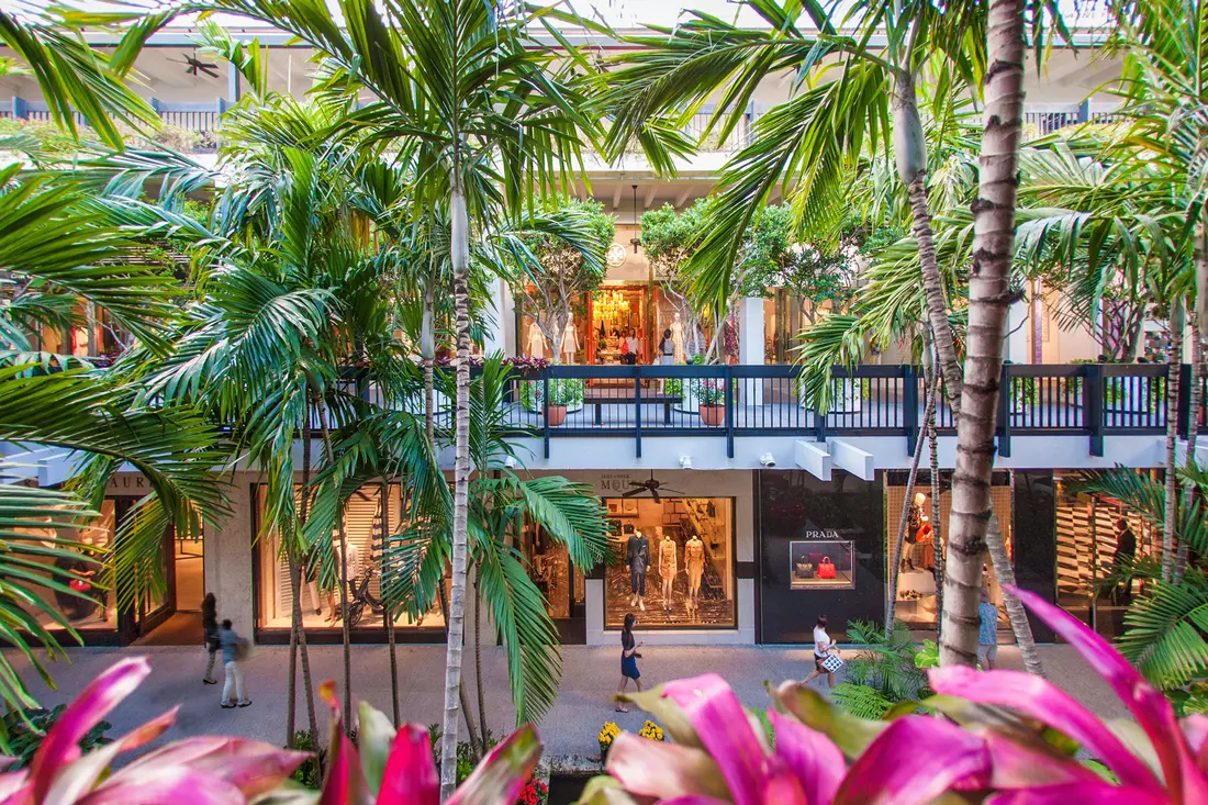 Стоимость и цены в Майами — фото шопинг-молла Bal Harbour Shops в Майами — American Butler