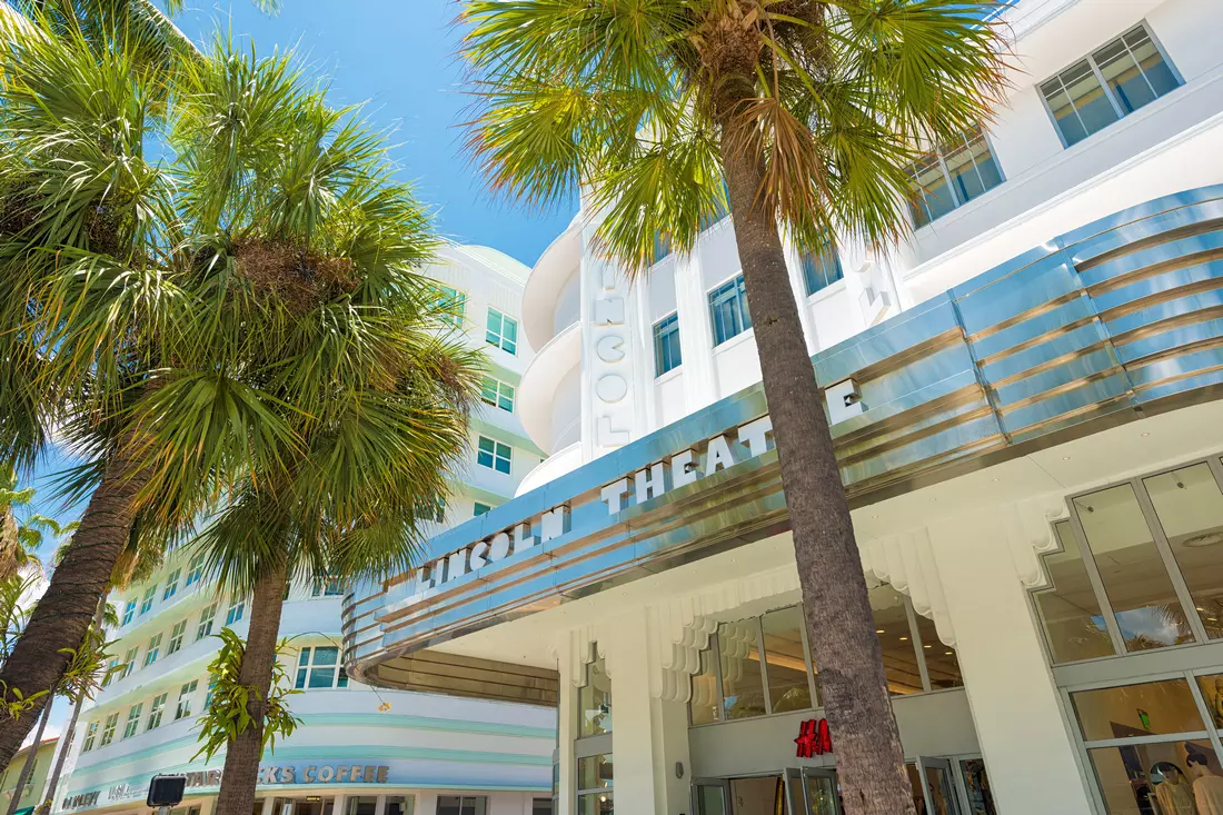 Lincoln Theatre in Miami Beach — photo of the new building of New World Symphony — American Butler