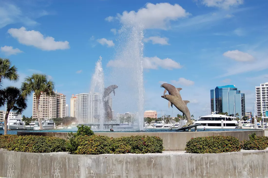 Tours in Sarasota, USA — Photo of fountains — American Butler Tours in Sarasota, USA — Photo of fountains — American Butler
