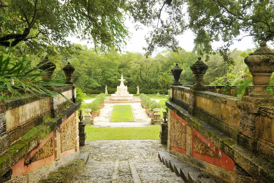 Villa Vizcaya Architecture