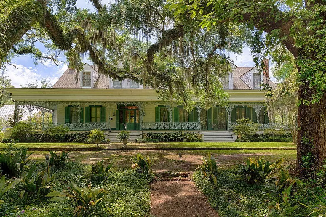 Photo of Myrtle Plantation in Louisiana