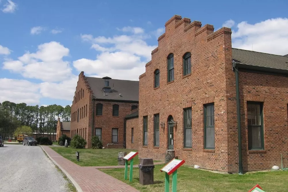 Tabasco Factory Tour: What to See and Try - American Butler