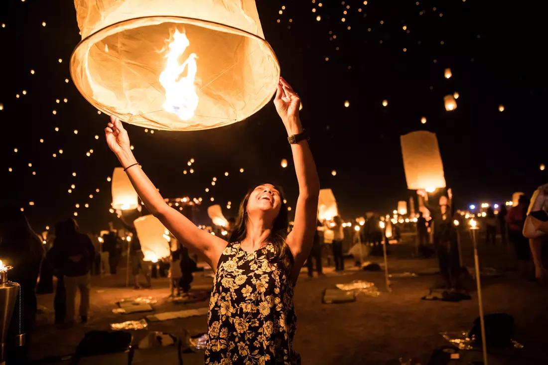 Crowd at Rise Lantern Festival