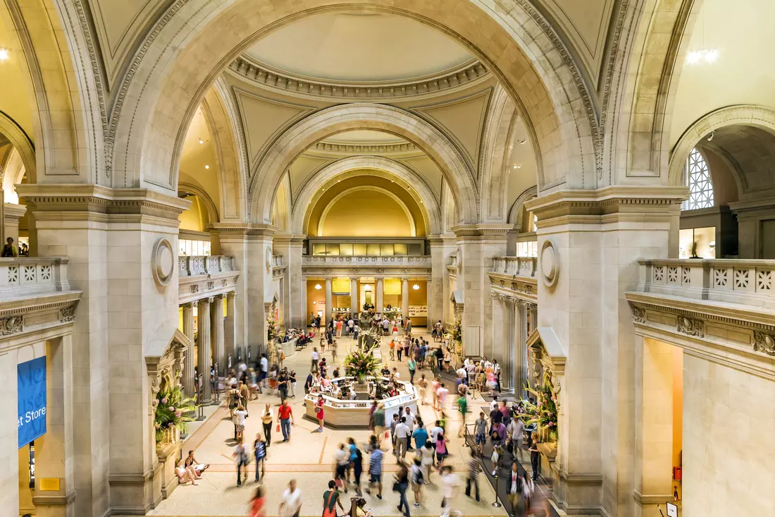 Photo inside the Metropolitan Museum of Art, New York, USA