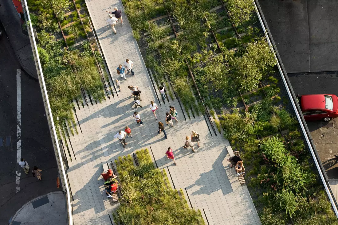 Photo of the walking area at High Line Park in New York