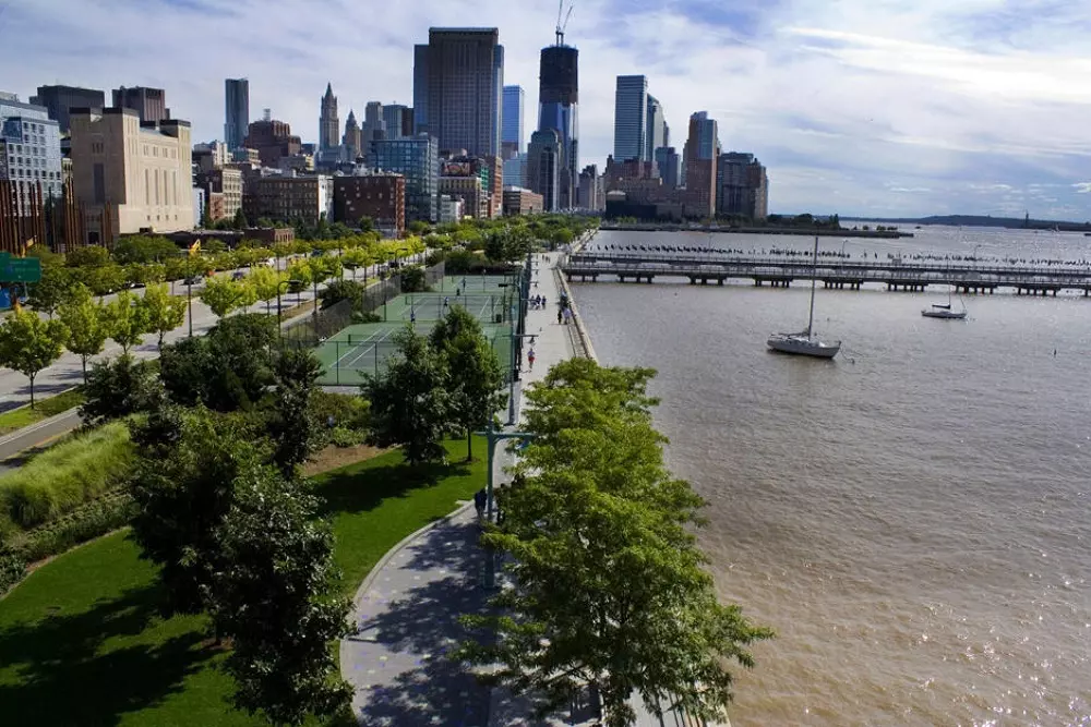 Hudson River Park: A Guide to Manhattan's Premier Waterfront - American Butler