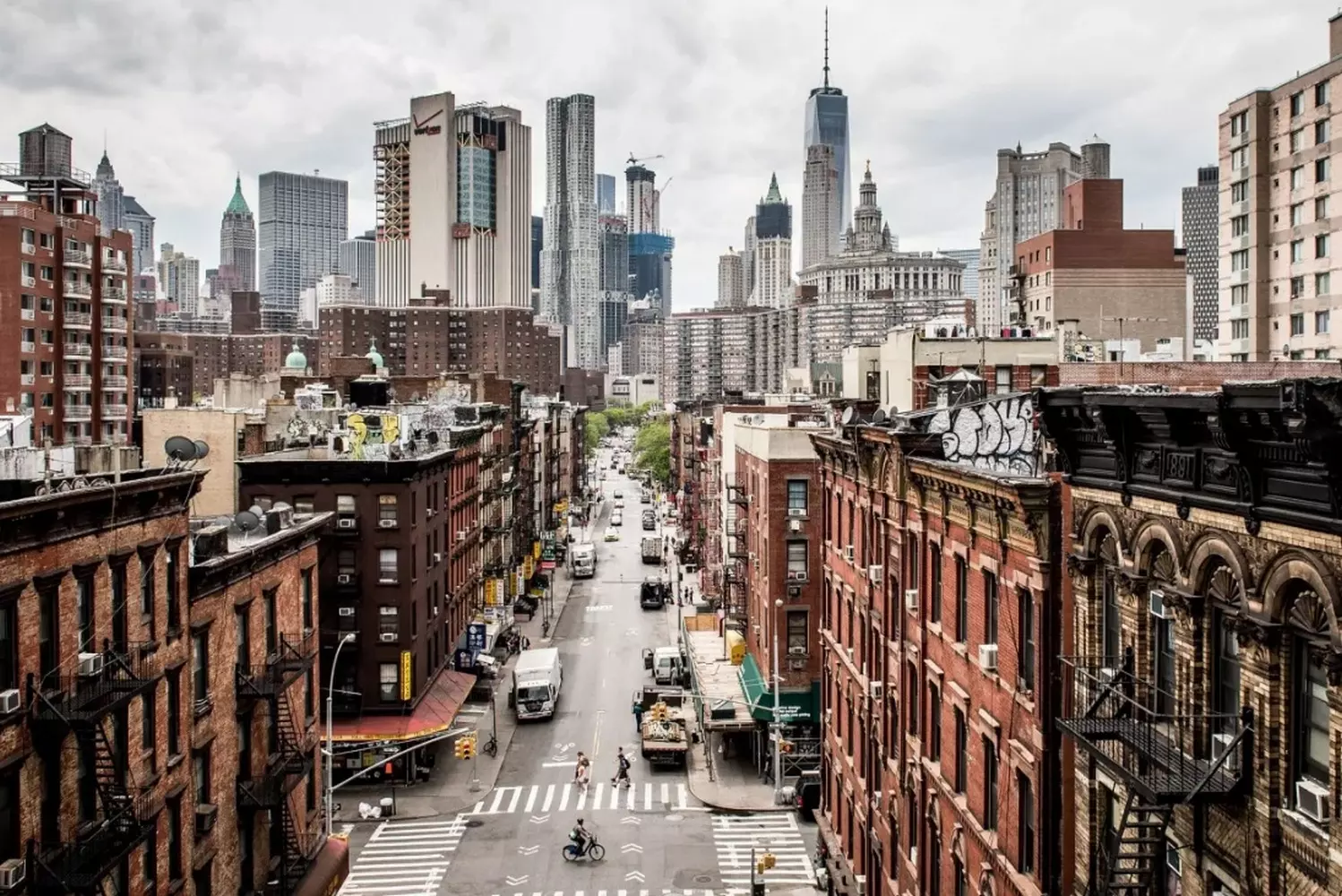 Explore the East Village: The Most Creative District in Manhattan Explore the East Village: Colorful Townhouses, Iconic Fire Escapes, and Vibrant Graffiti