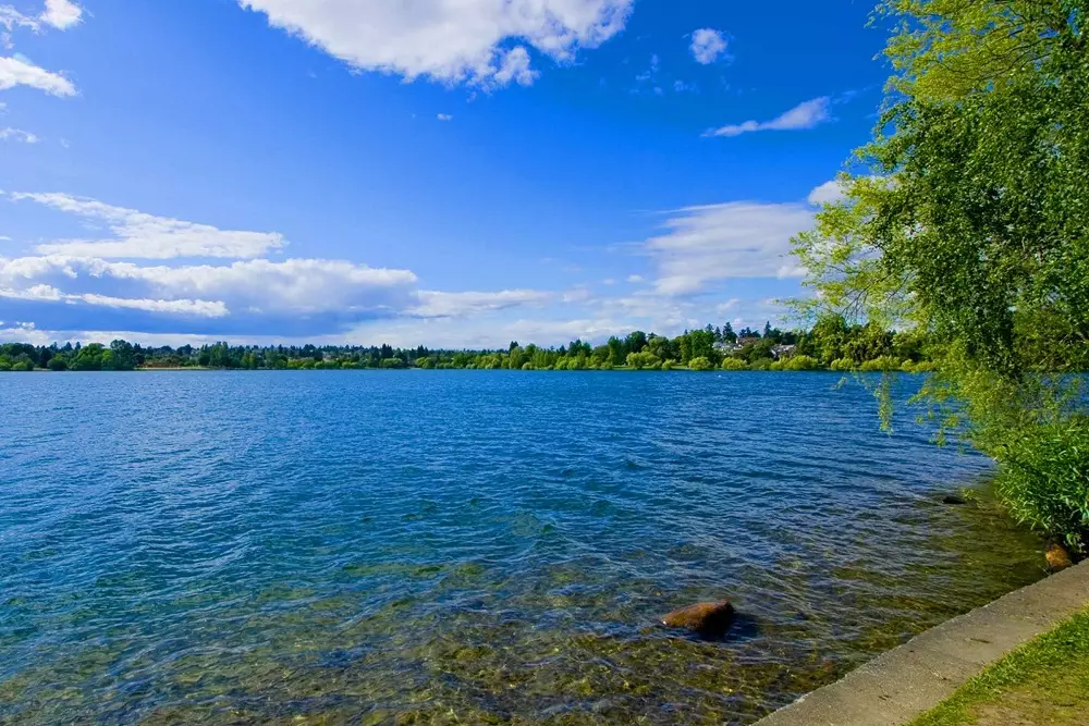 Green Lake in Seattle: A Guide to Recreation - American Butler