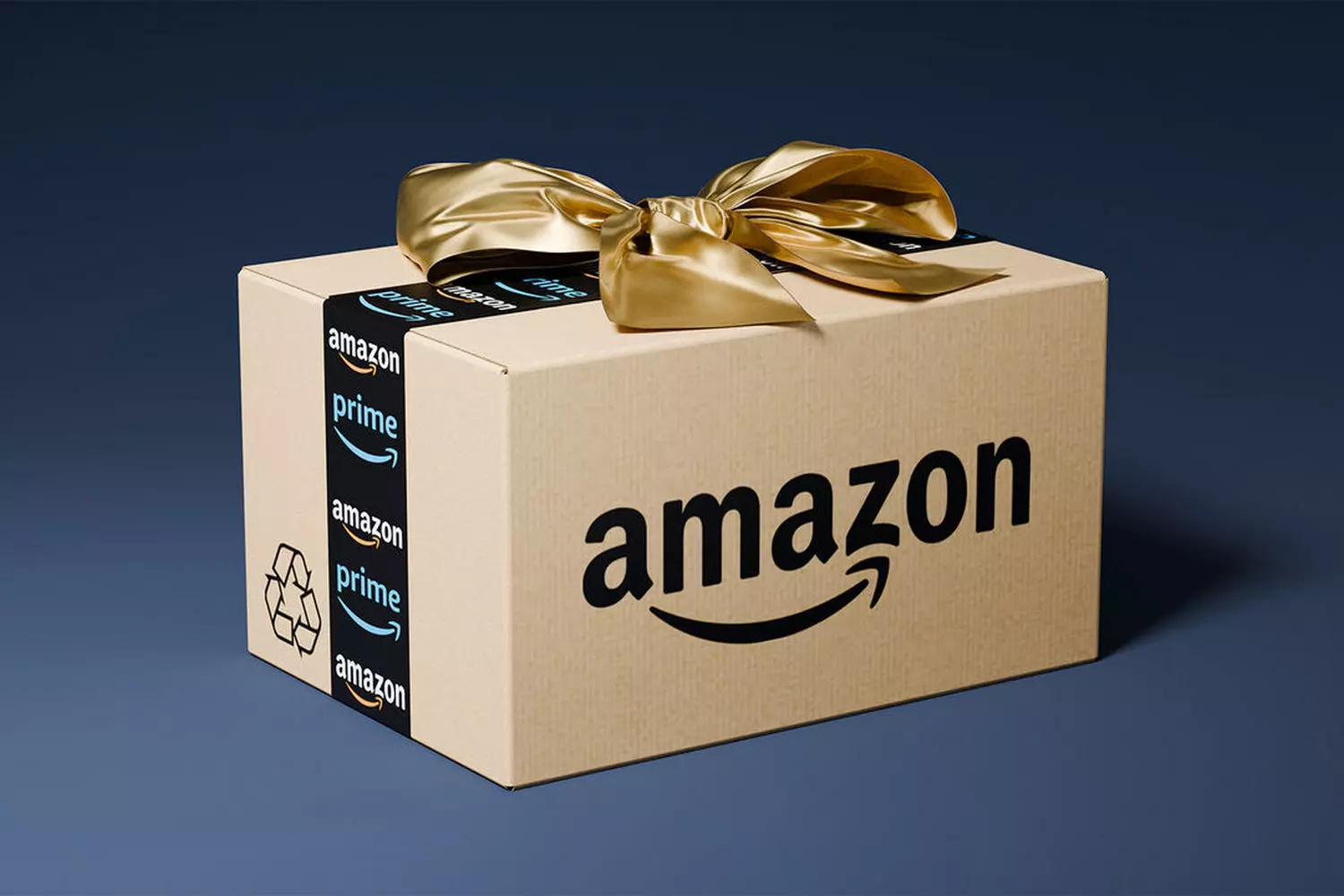 Посылка от Amazon — распаковываем счастье Классическая картонная коробка Amazon с фирменной улыбкой-стрелкой