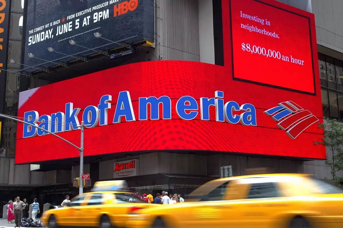 Реклама Bank of America на Таймс-сквер в Нью-Йорке