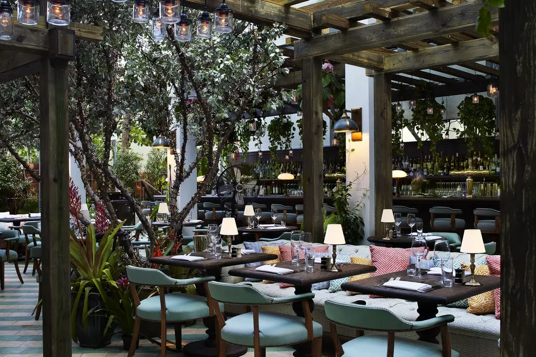 Photo of the dining courtyard of Cecconi's Italian restaurant in Miami