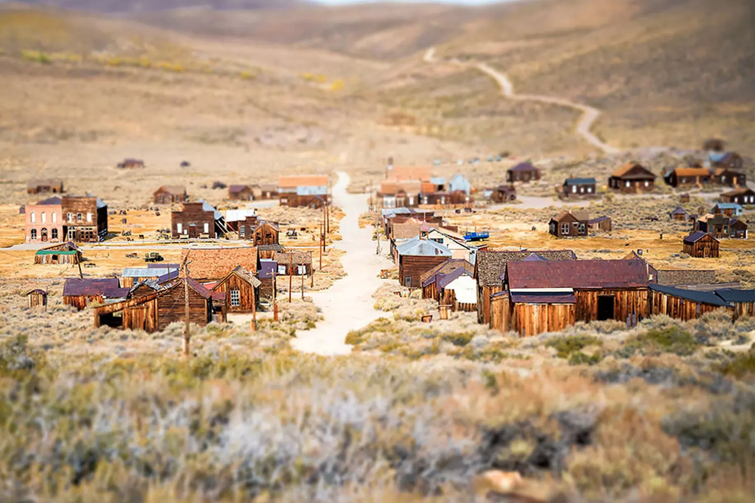 Bodie Ghost Town: A Frozen-in-Time Gold Rush Relic A photograph of the abandoned Bodie ghost town in California
