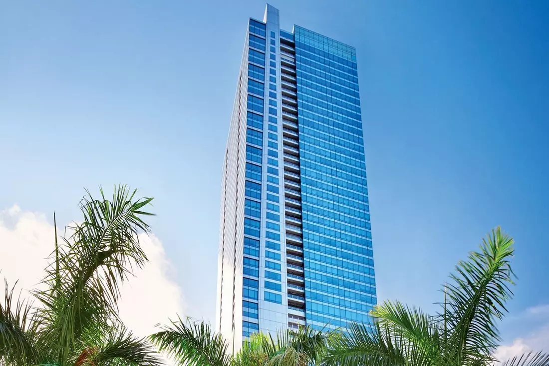 Фото здания отеля Four Seasons Miami — American Butler