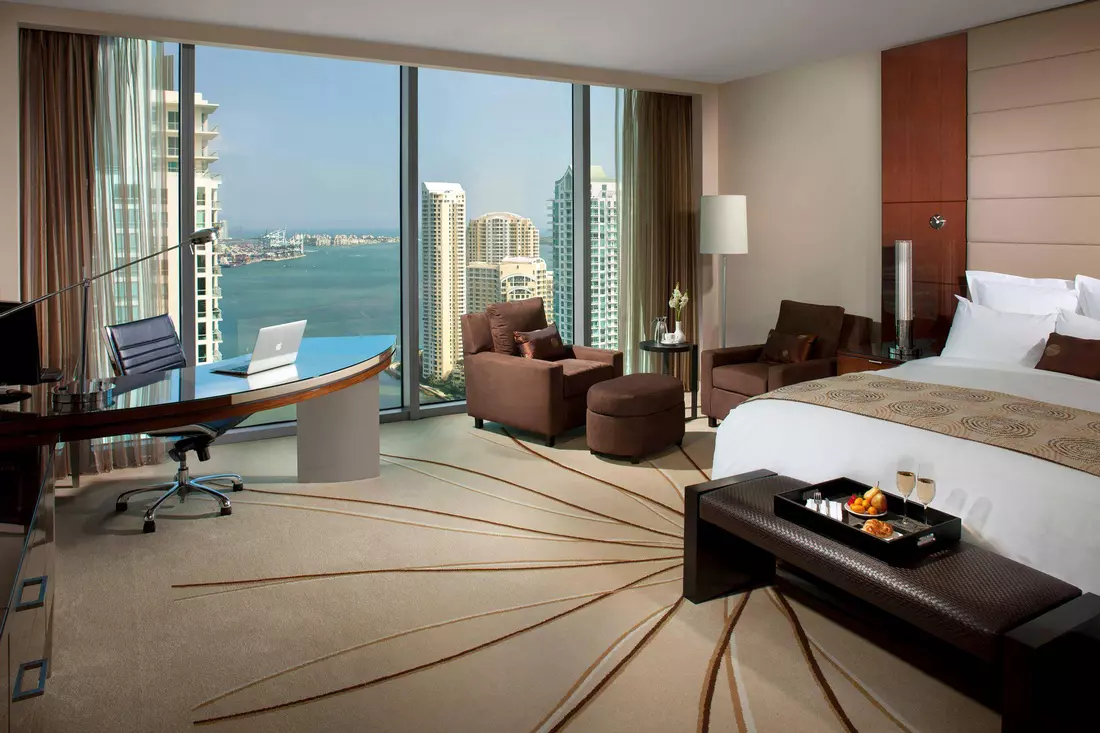 Фото номера в отеле JW Marriott Marquis Miami — American Butler