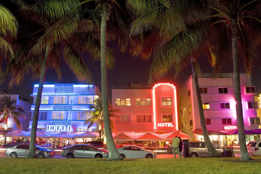 Spend an evening of gourmet dining at a hotel restaurant with stunning ocean views in Miami Beach