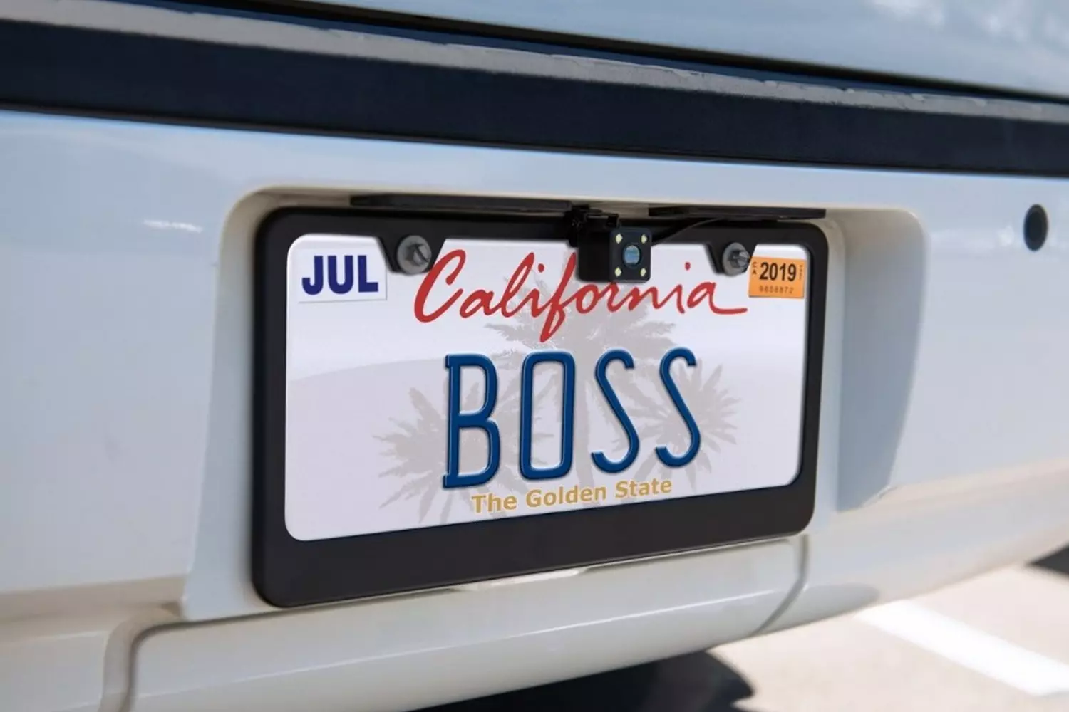 Пример зарегистрированного красивого номера (vanity plate) на автомобиле в США