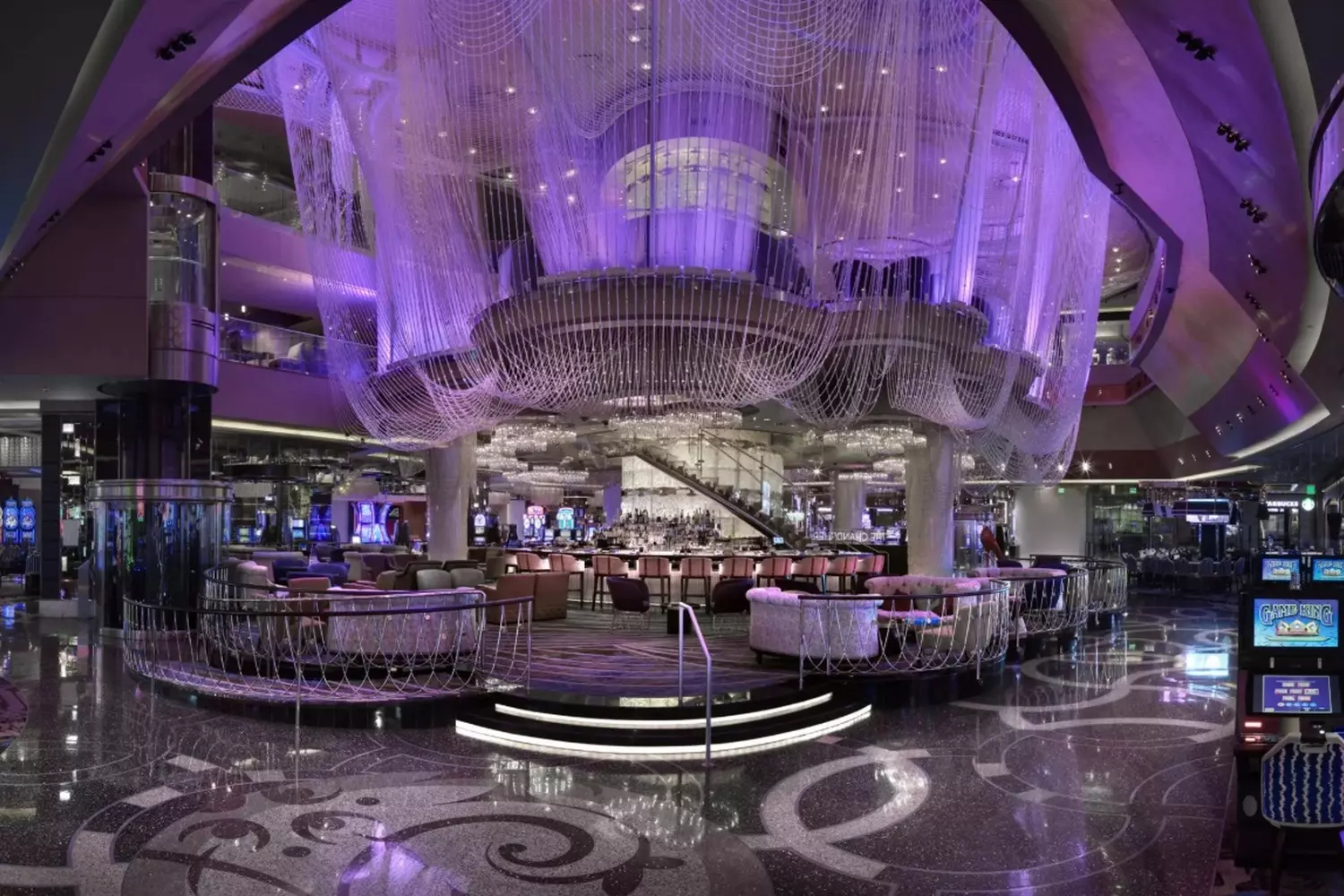 Казино The Cosmopolitan в Лас-Вегасе Отель и казино The Cosmopolitan в Лас-Вегасе с современным элегантным дизайном