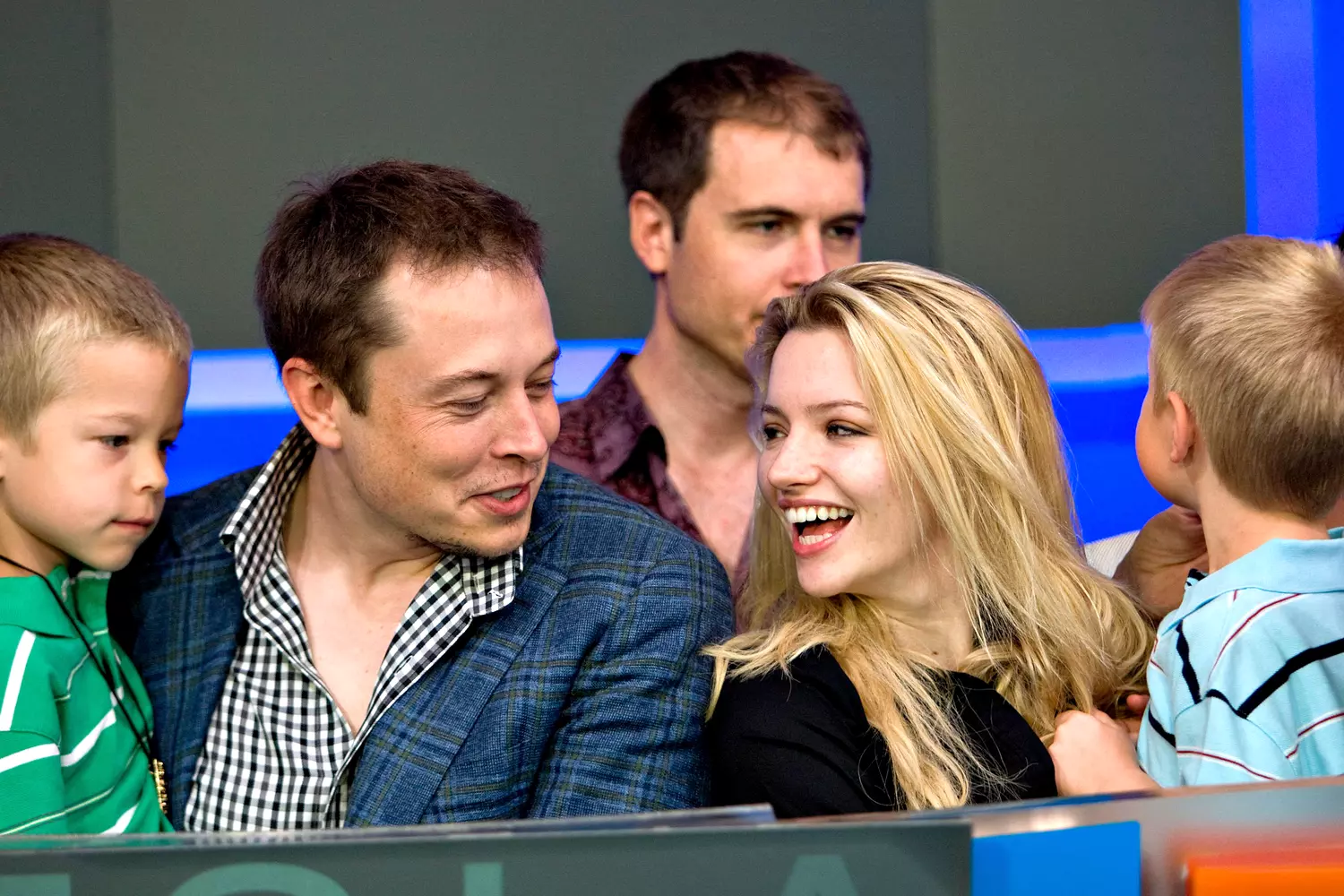 Photo of Elon Musk with children