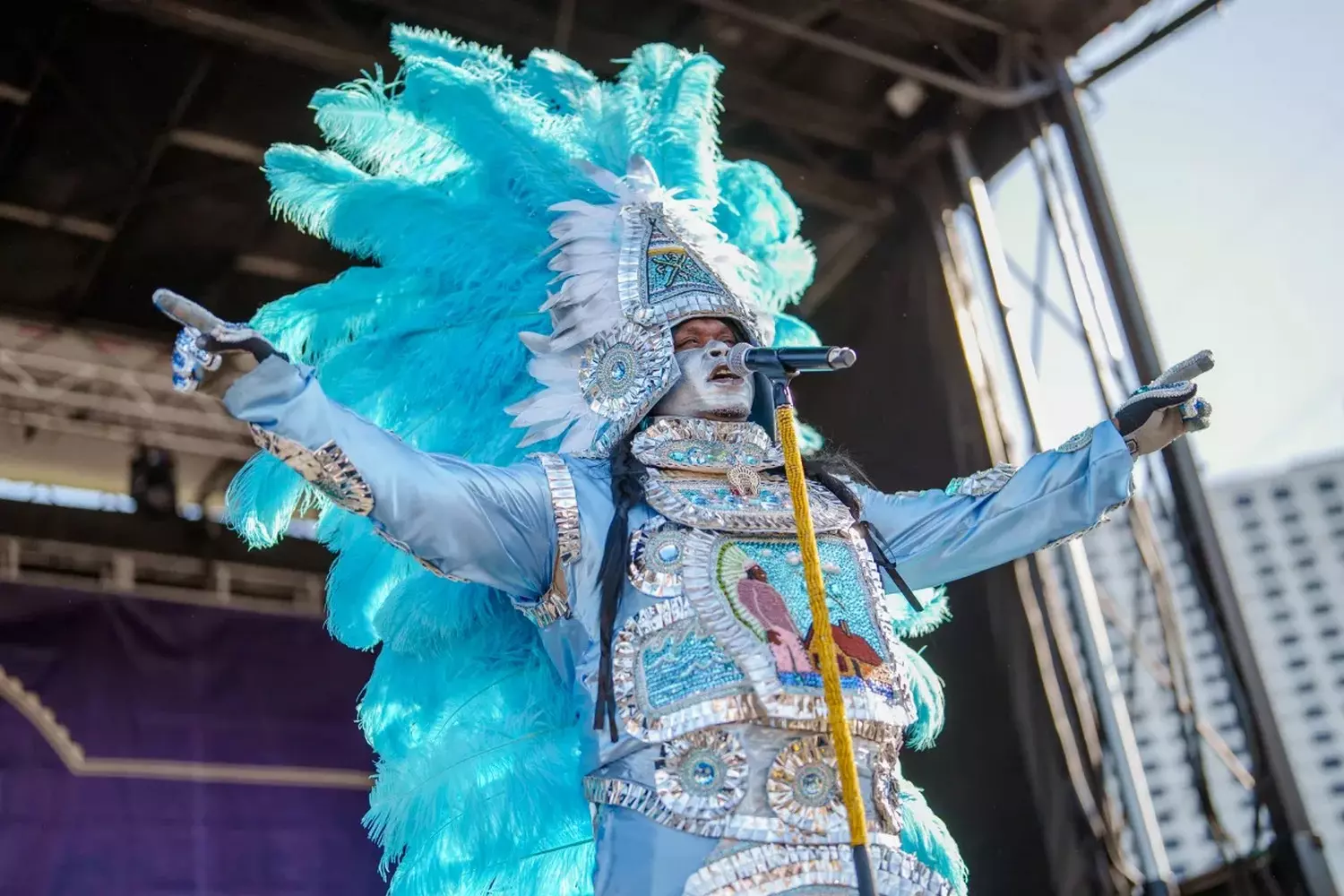 Выступление группы на сцене French Quarter Festival, Новый Орлеан