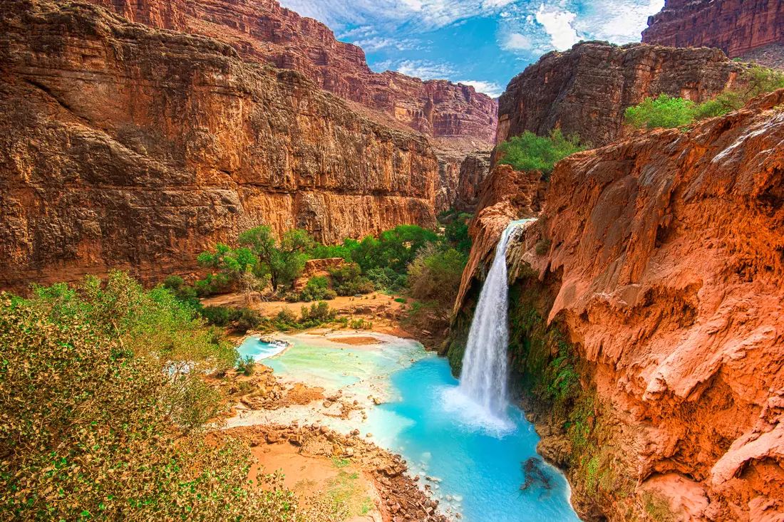 Photos of a canyon in Arizona — attractions in the USA