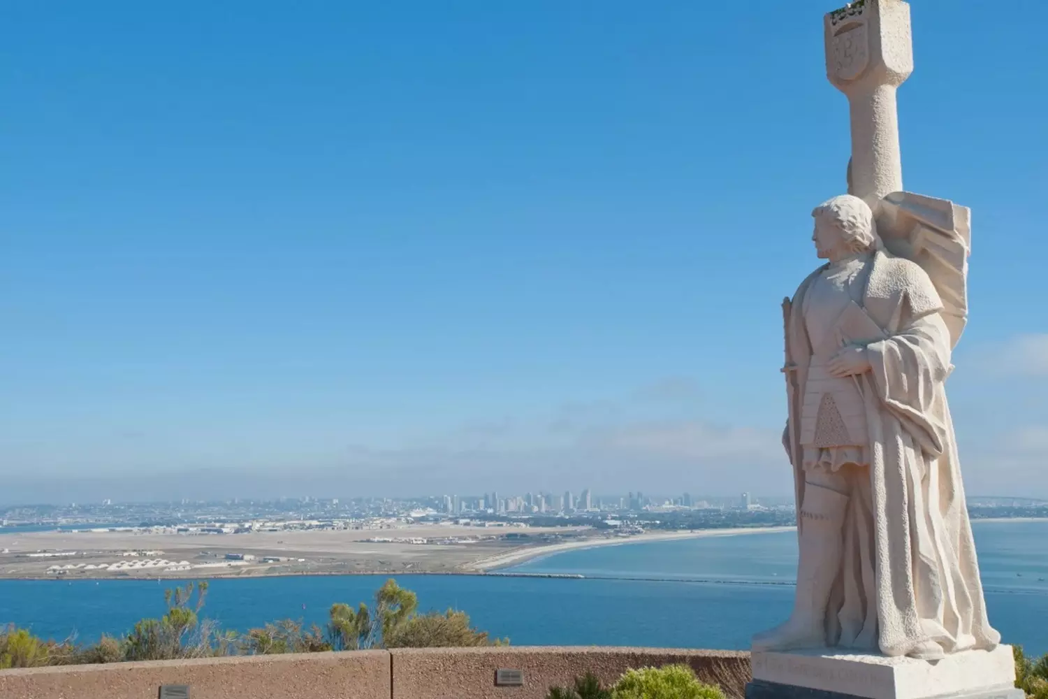 slider - American Butler