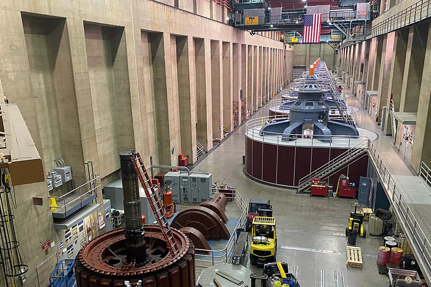 slider - American Butler