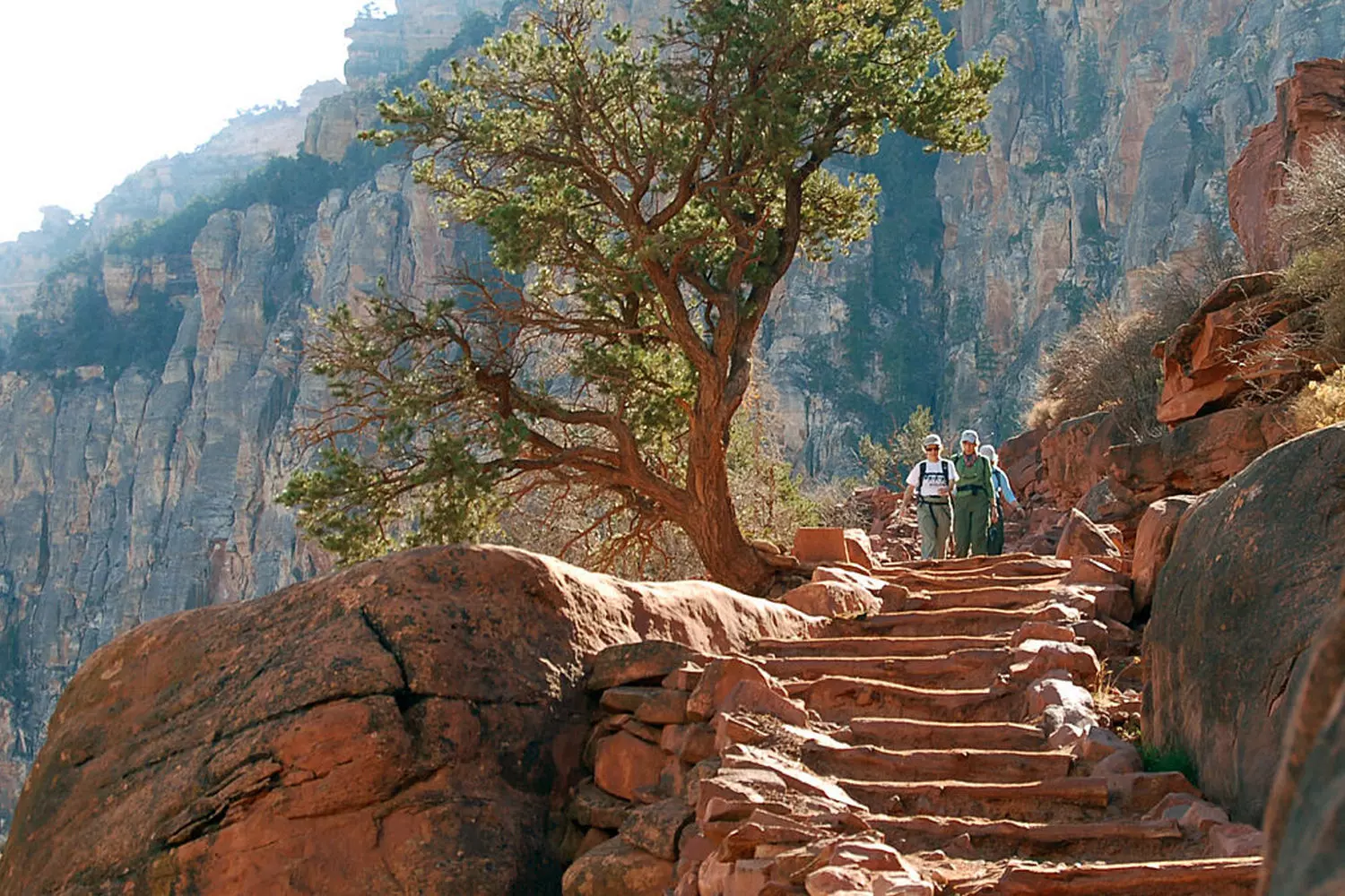 slider - American Butler