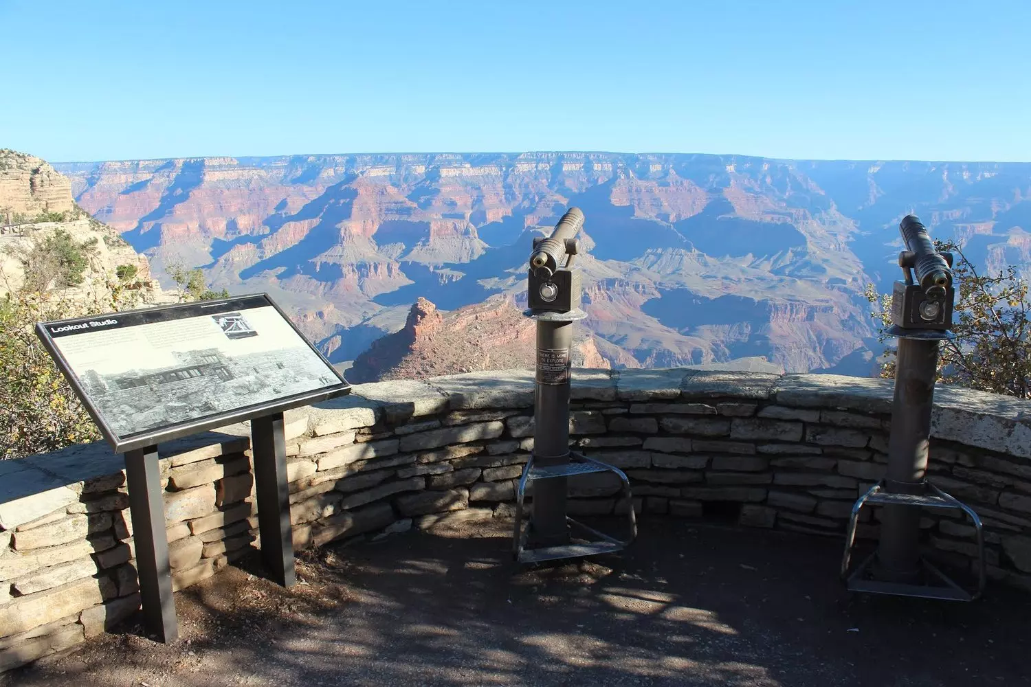 slider - American Butler