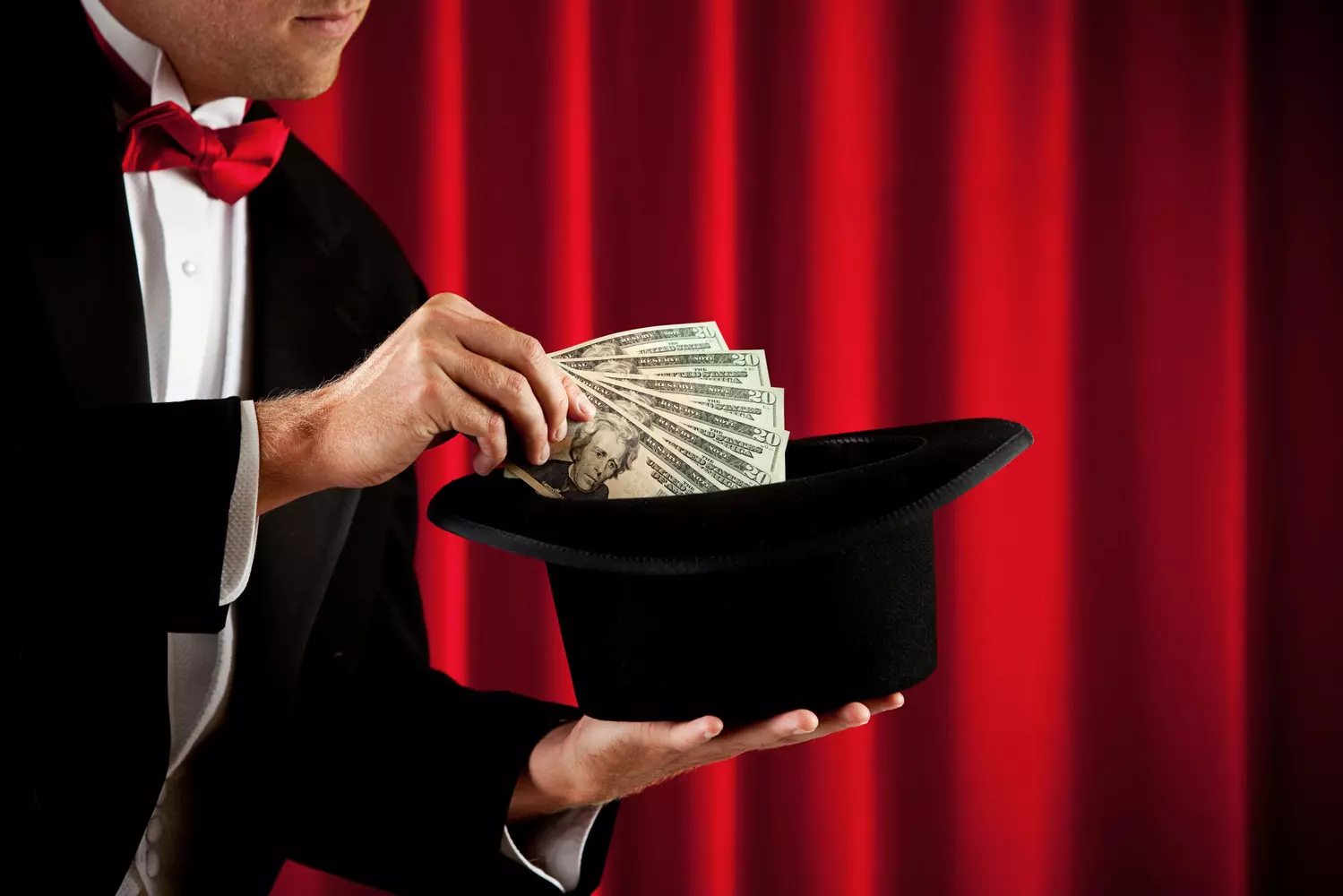 Magic show services - American Butler