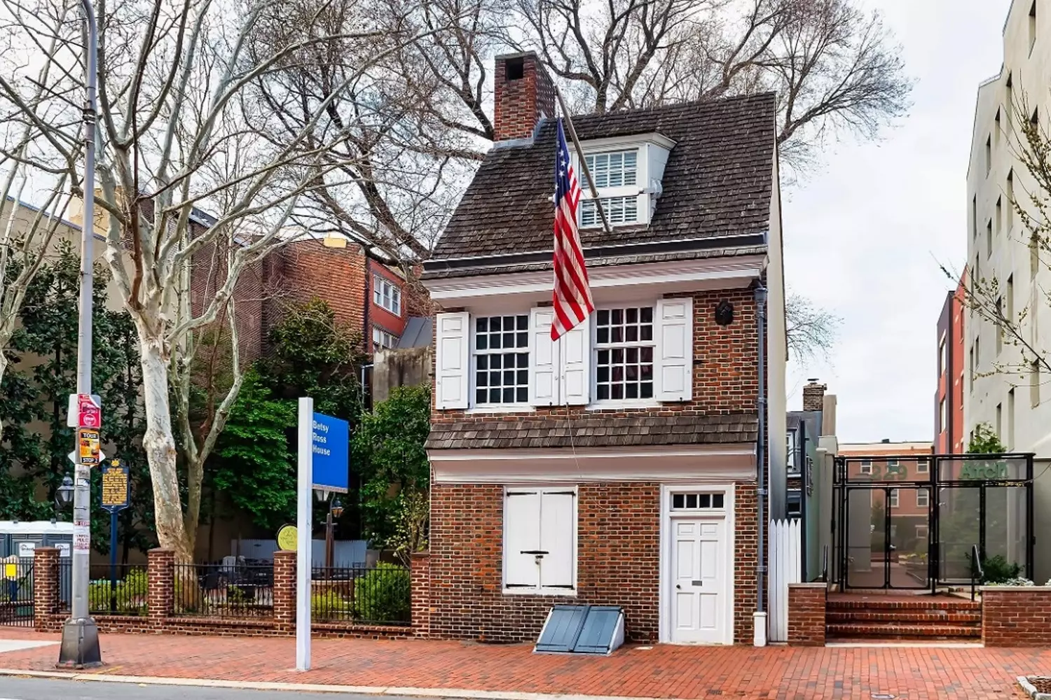 slider - American Butler