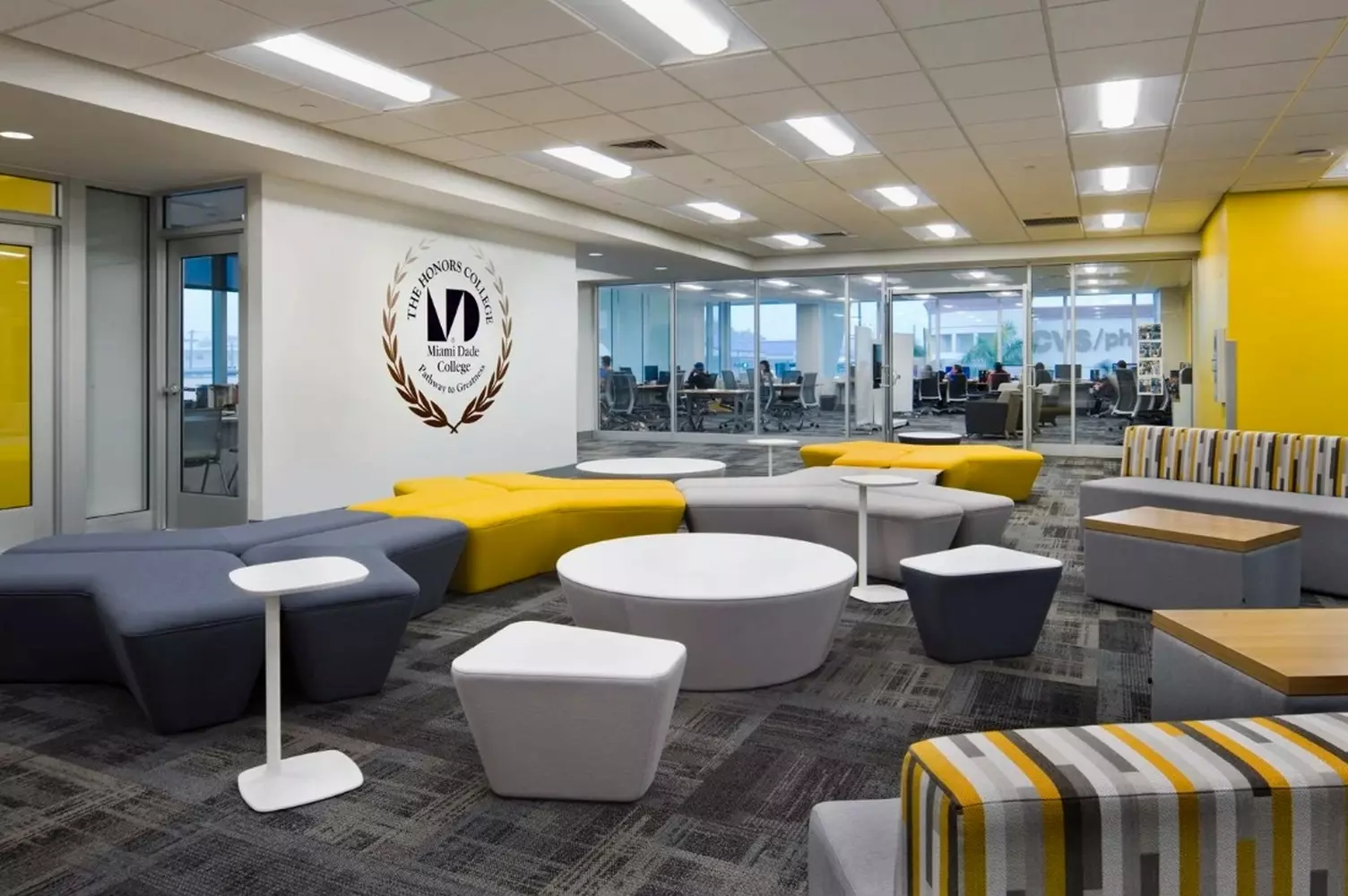 slider - American Butler